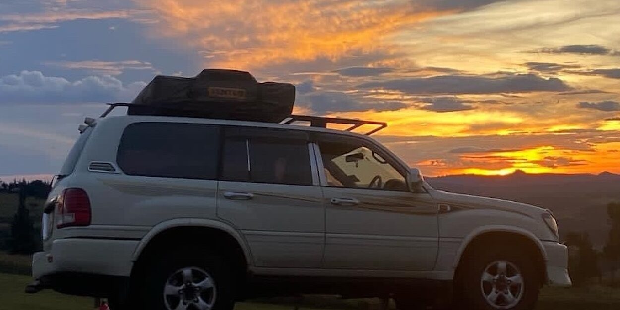 4×4 Land Cruiser Hire Uganda