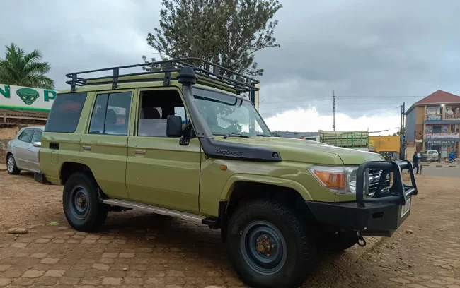 Toyota Ladcruiser-LX-Hardtop-car-rental.Uganda one of he highest-rated vehicles for African roads and safari adventures.